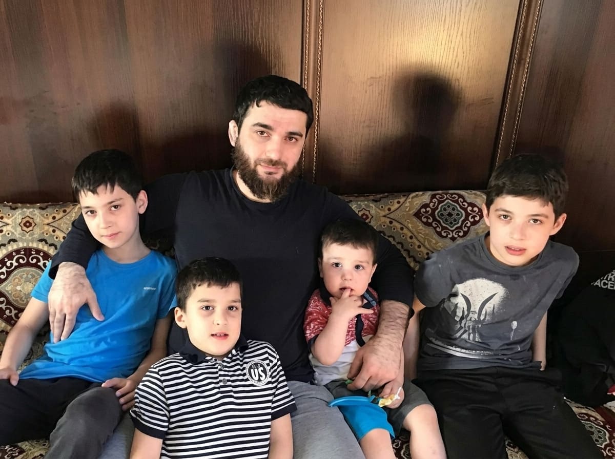 Abdulmumin Gadzhiev with his children