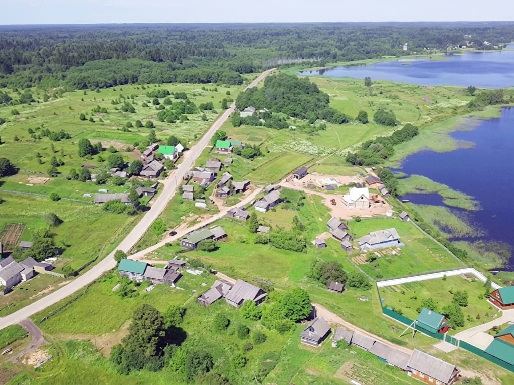 Somewhere here stands the house seized on the strength of this case. Its owners probably still do not know.